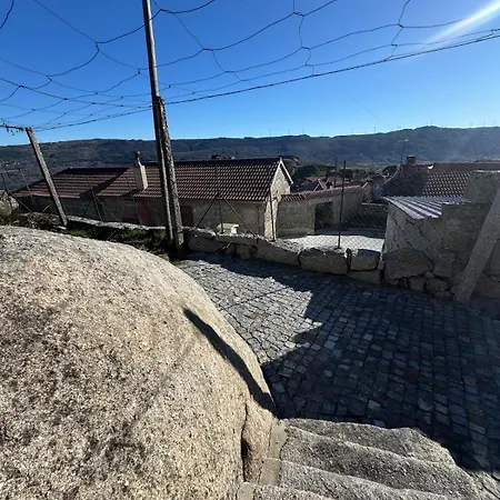 Casa Do Castelo - History & Nature *